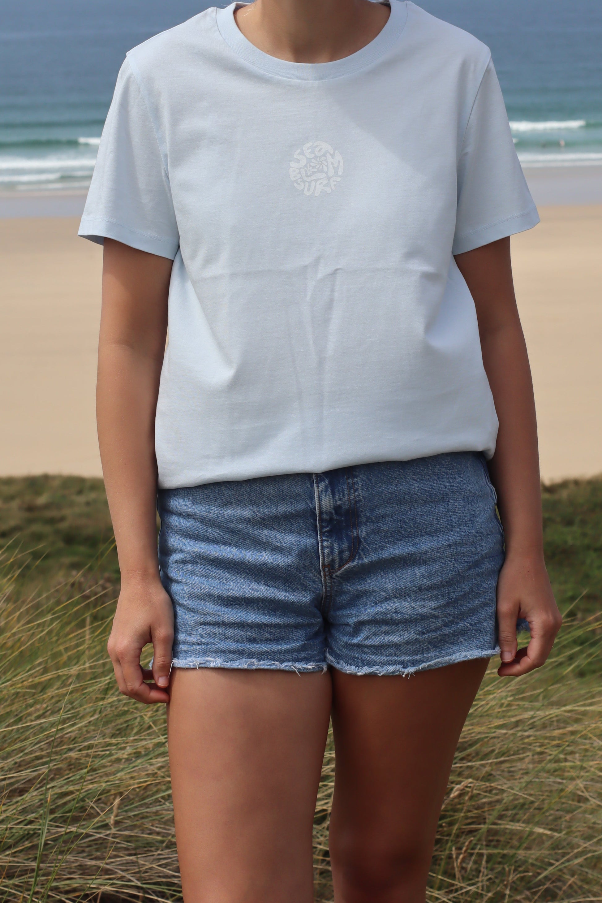 Sea Bloom Tee - Cornish Haze